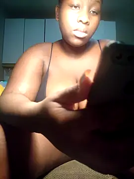 MelaninBear online show from March 19, 7:38 pm