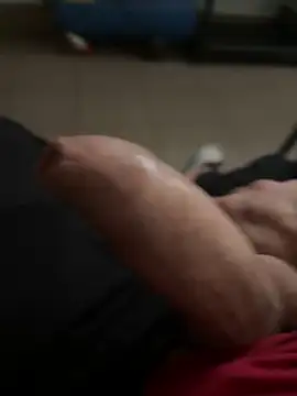 daubine46 online show from April 15, 1:18 pm