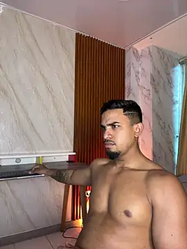 Snapshot of floriamANDjazmin chatting on May 14, 7:20 pm floriamANDjazmin online show from May 14, 7:20 pm
