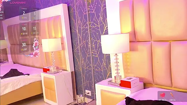 SamanthaPierce online show from April 9, 4:12 am