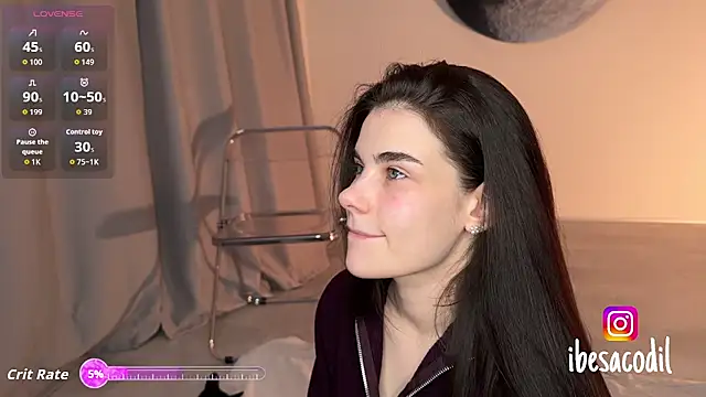 Snapshot of adriana_allien chatting on February 27, 10:10 pm adriana allien online show from February 27, 10:10 pm