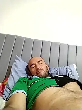 Snapshot of jota123345 chatting on January 11, 5:51 pm jota123345 online show from January 11, 5:51 pm