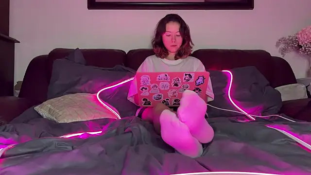 misswishh  online show from December 30, 6:49 pm