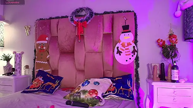 SweetBonniie online show from December 17, 11:38 am