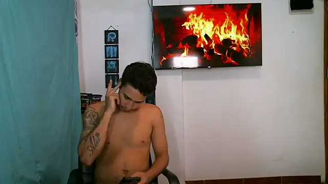 JacobandChloee online show from February 19, 8:16 pm