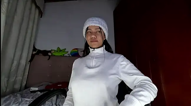 Ale xandra online show from February 17, 1:25 am