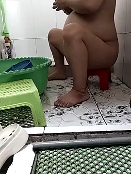 Mimi18x online show from March 14, 7:15 am