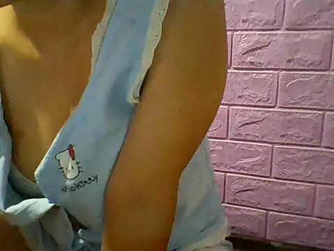 Mimi18x online show from July 19, 2:59 am