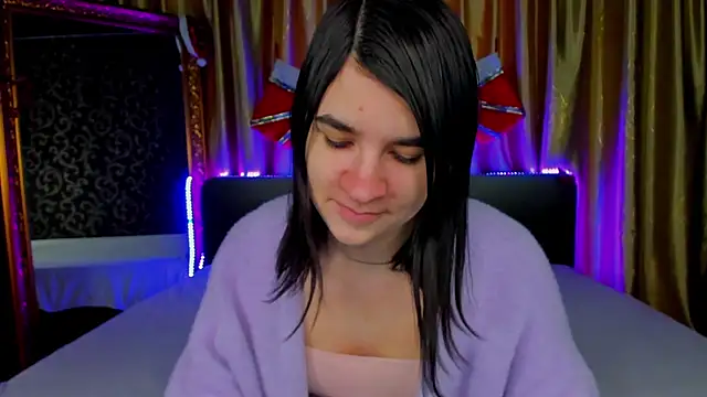  Polly Love  online show from January 18, 7:12 am