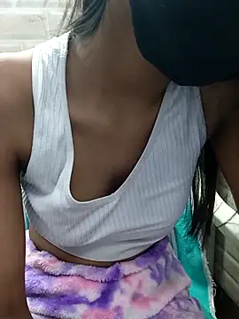 Snapshot of Aradhna_cute chatting on February 17, 10:29 am Aradhna cute online show from February 17, 10:29 am