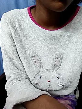 Snapshot of Aradhna_cute chatting on March 12, 4:30 am Aradhna cute online show from March 12, 4:30 am