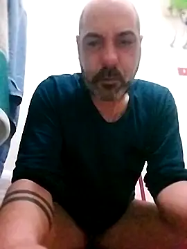 Snapshot of affascino chatting on February 9, 4:49 am affascino online show from February 9, 4:49 am