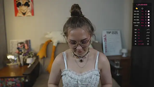 Miatiny online show from February 5, 5:17 pm