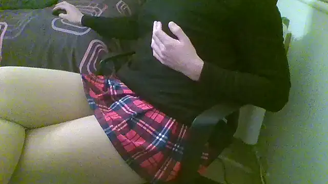 Snapshot of AshWinter chatting on January 29, 4:52 pm AshWinter online show from January 29, 4:52 pm