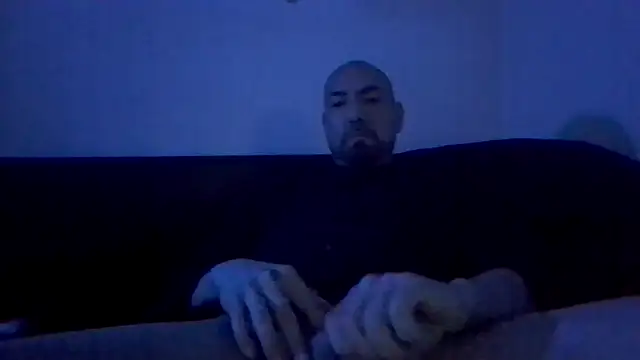 Snapshot of nakedtony81 chatting on February 25, 3:43 pm nakedtony81 online show from February 25, 3:43 pm