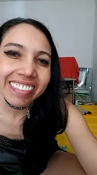 KimPielCanela online show from March 2, 5:36 pm