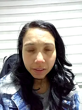 KimPielCanela online show from September 29, 1:11 am