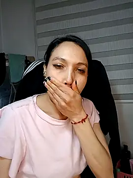 KimPielCanela online show from October 2, 3:13 am