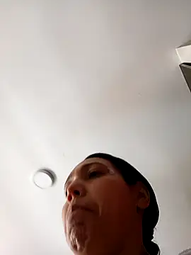 KimPielCanela online show from November 15, 3:19 pm