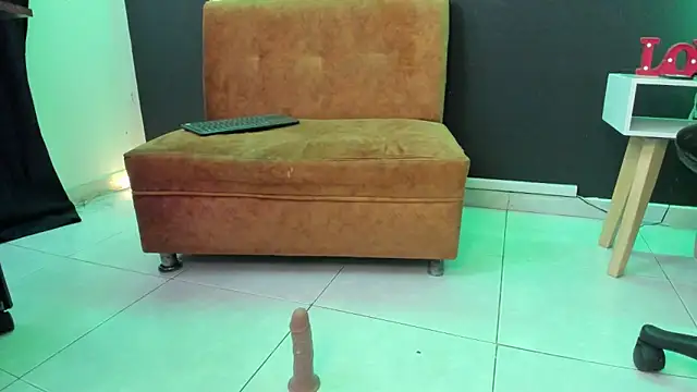 emma sexxy online show from February 18, 2:16 pm