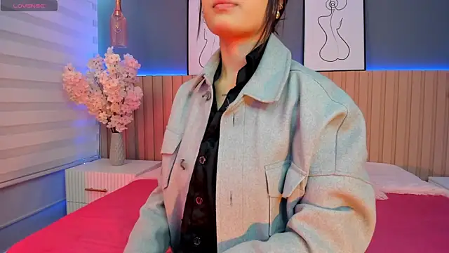 Megan mooree  online show from February 10, 12:08 pm