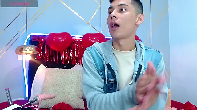 Oliver king sex online show from February 15, 5:39 pm