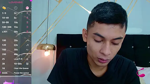 Oliver king sex online show from March 18, 5:42 pm