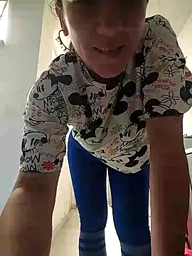 Snapshot of ELEKTRA-LUXURY chatting on March 17, 2:12 pm ELEKTRA-LUXURY online show from March 17, 2:12 pm