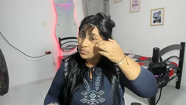 Snapshot of nikol_sexy39 chatting on October 28, 3:32 am nikol sexy39 online show from October 28, 3:32 am