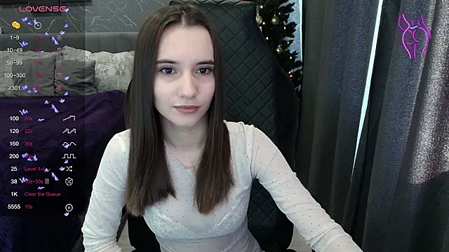 Alice Weiss online show from January 18, 8:18 am