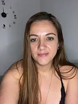 Shianrose online show from January 12, 7:00 am