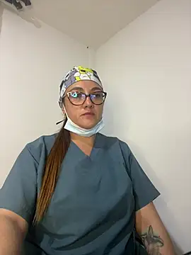 Snapshot of Shianrose chatting on February 19, 2:07 am Shianrose online show from February 19, 2:07 am