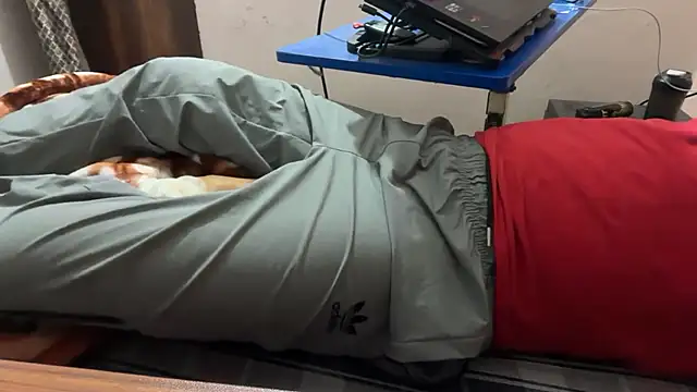 sexyboy09 online show from October 24, 6:37 pm