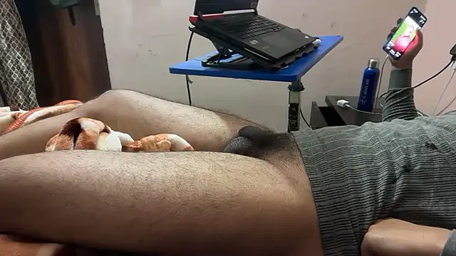 sexyboy09 online show from November 2, 9:00 am