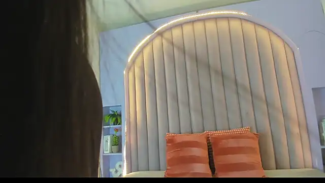 JaylaScott   online show from March 1, 11:45 am