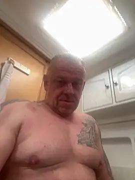 JakubW79 online show from April 15, 3:08 pm