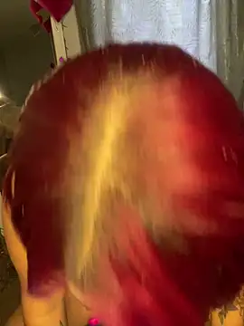 Snapshot of EmmaHot chatting on February 26, 9:48 pm EmmaHot online show from February 26, 9:48 pm