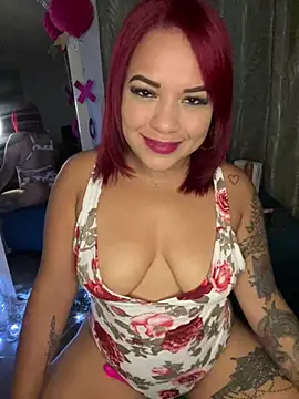 Snapshot of EmmaHot chatting on March 4, 9:51 am EmmaHot online show from March 4, 9:51 am