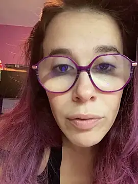 Snapshot of MagdalenaMedusa chatting on December 1, 7:57 am MagdalenaMedusa online show from December 1, 7:57 am