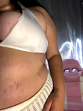 alexxaa96 online show from October 3, 4:20 am