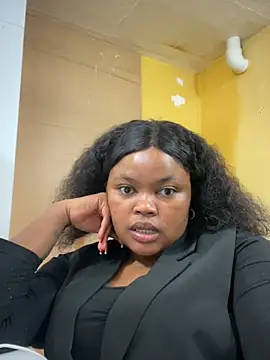 Curveysinaa online show from March 4, 8:13 am