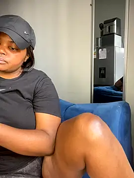 Curveysinaa online show from November 13, 12:15 pm