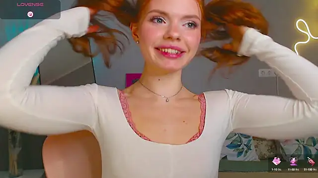 Red  Candy online show from March 8, 11:58 am