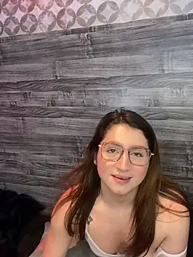 Snapshot of kamel-ayesha chatting on December 14, 5:14 pm kamel-ayesha online show from December 14, 5:14 pm