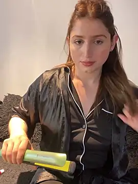 kamel-ayesha online show from December 1, 5:40 pm