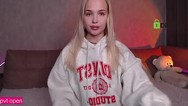 Snapshot of 88_lolli chatting on December 16, 8:20 am 88 lolli online show from December 16, 8:20 am