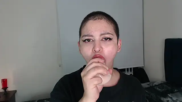 Bitsy Messy online show from March 4, 10:02 am