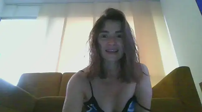 Snapshot of Liloo8923 chatting on January 31, 11:24 am Liloo8923 online show from January 31, 11:24 am