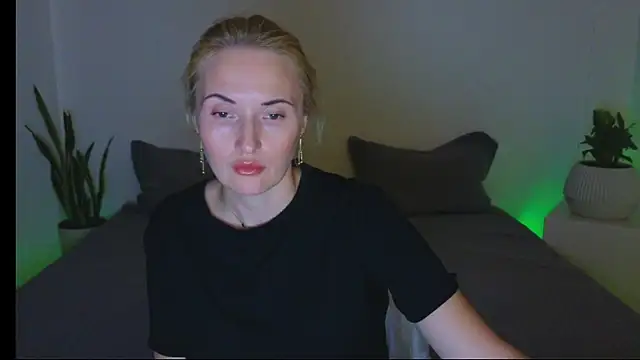 AlisssaRose online show from March 20, 8:19 pm