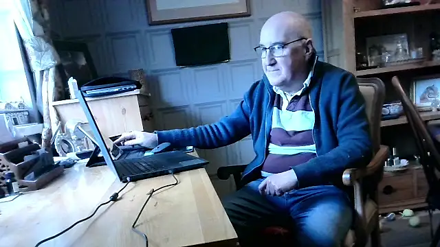 Adamdaddybear online show from January 28, 12:54 pm